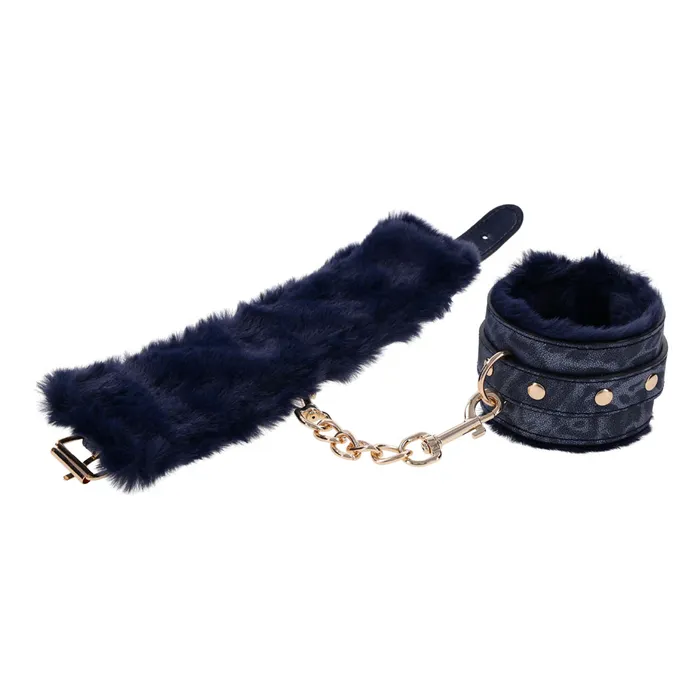 Cougar Fur Handcuffs - Image 5