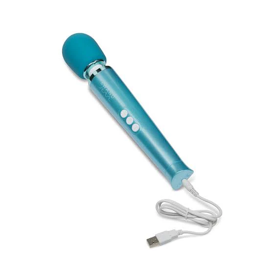 Le Wand Dive Submersible Rechargeable Vibrating Massager - Image 2