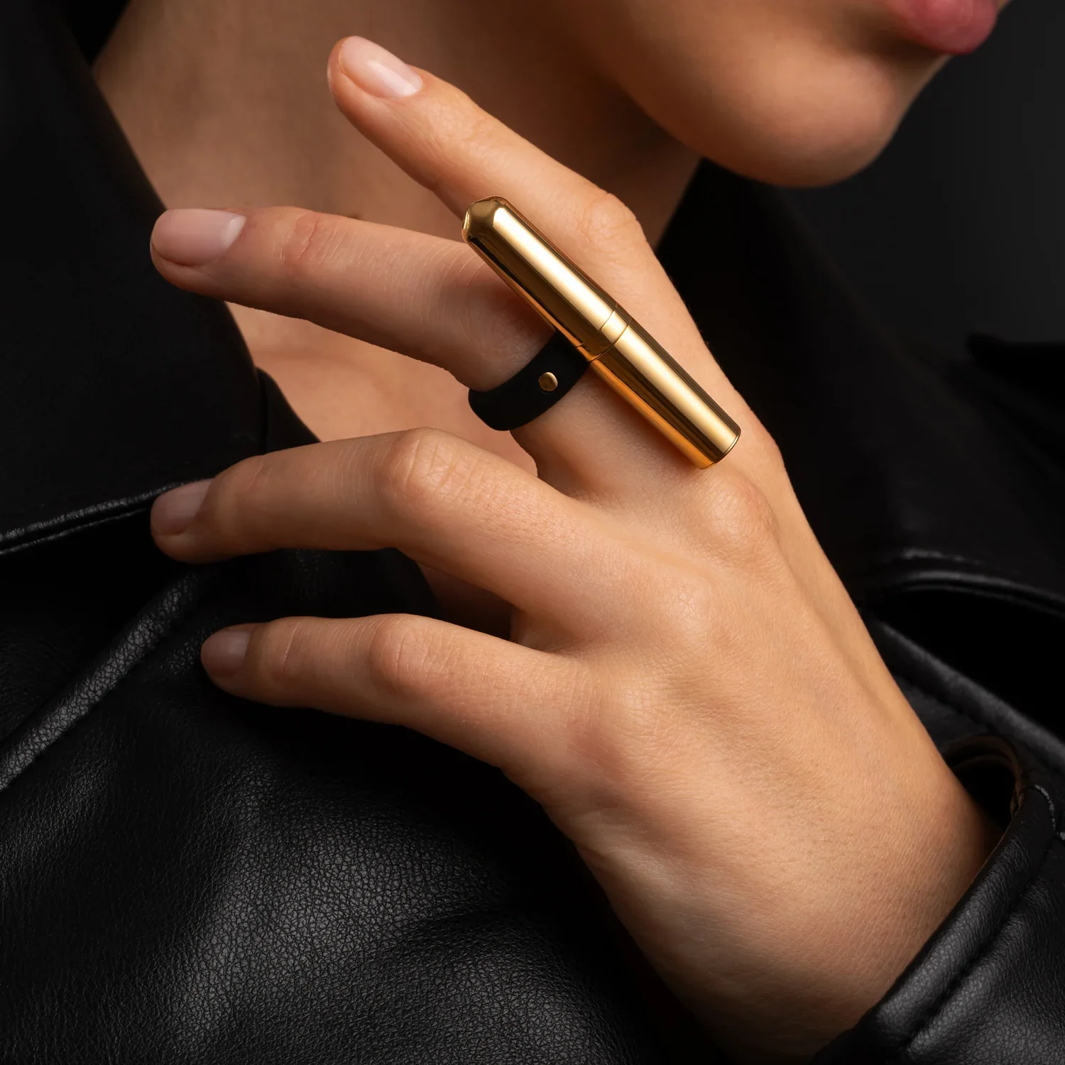 Tease Ring: Statement Ring & Finger Vibe - Image 3
