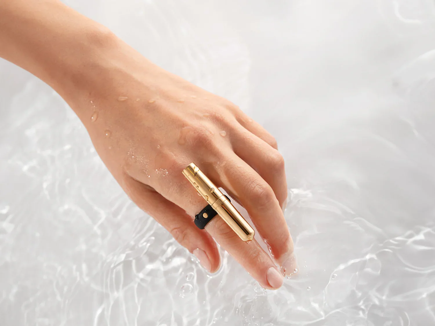 Tease Ring: Statement Ring & Finger Vibe - Image 8