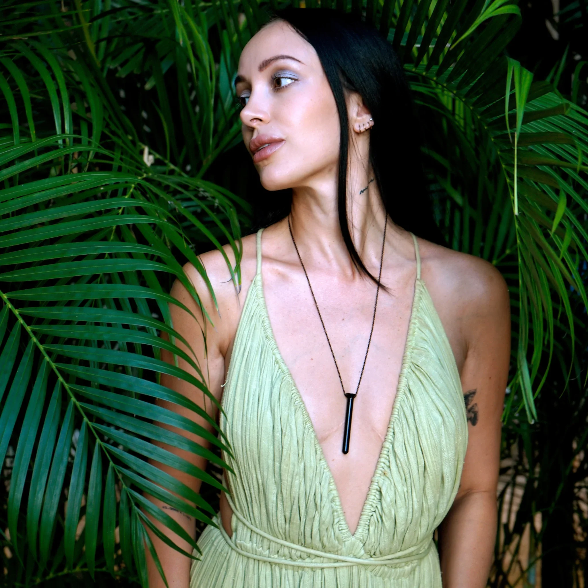 Vesper Mini Necklace: Various Colours - Image 6