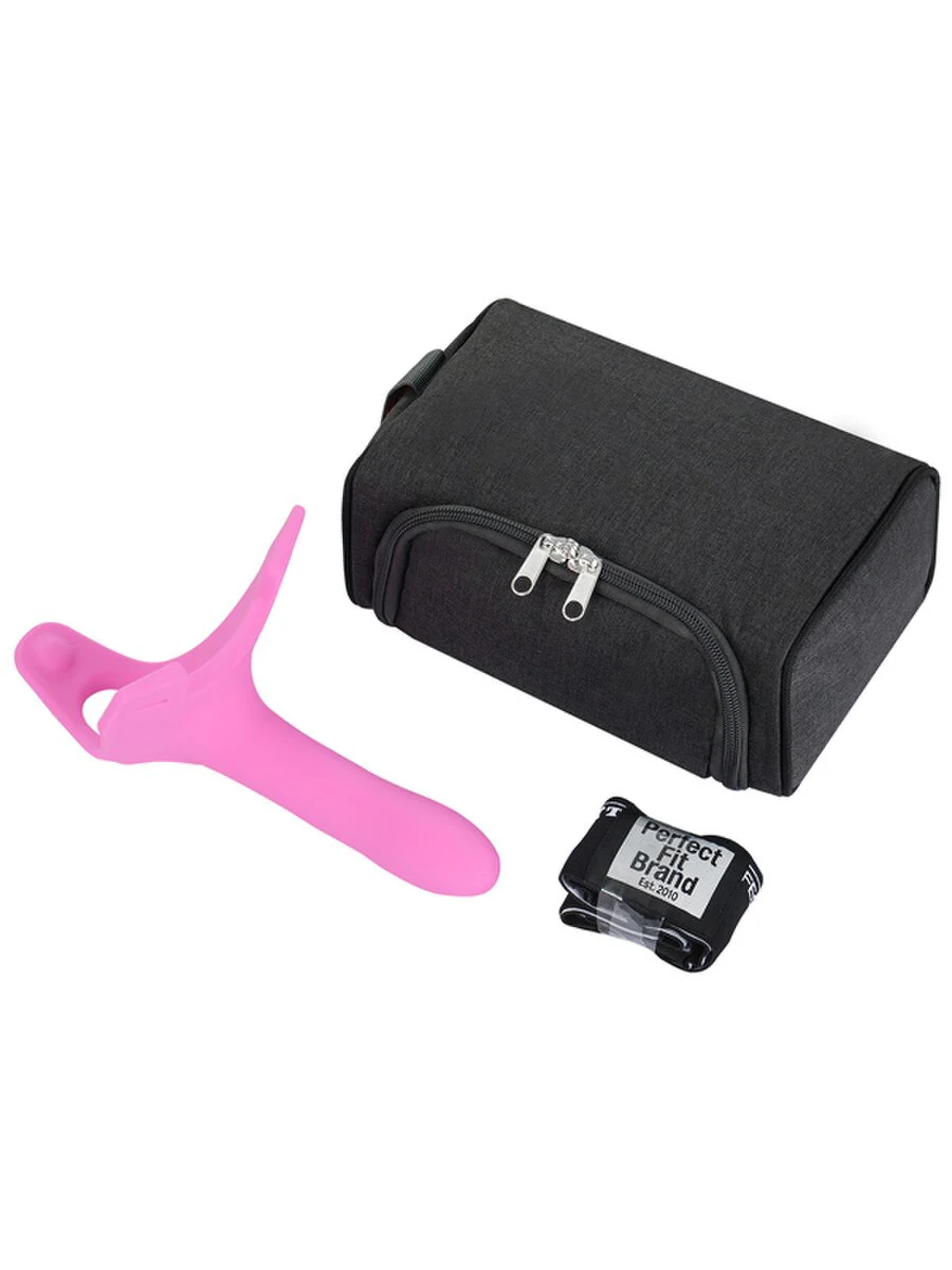 Zoro 5.5 Inch Strap On: With Case - Image 3